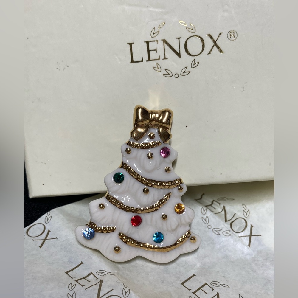 Lenox Jeweled Christmas Tree Pin